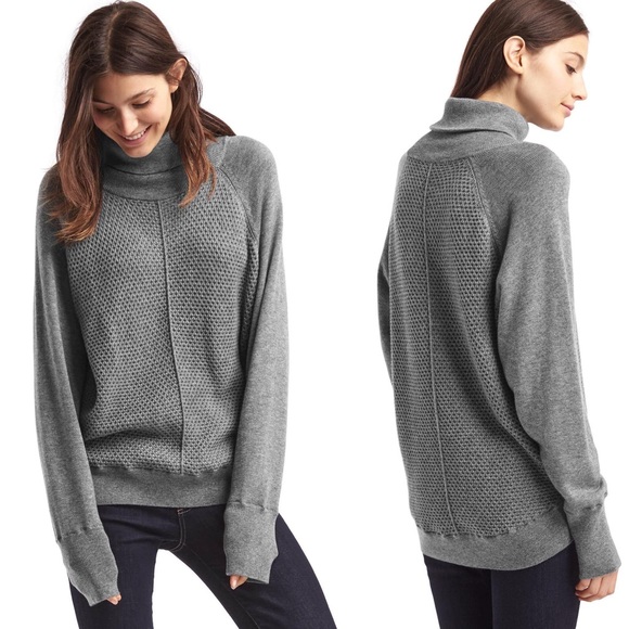 GAP Sweaters - GAP Honeycomb Turtleneck Cozy Sweater Size Small